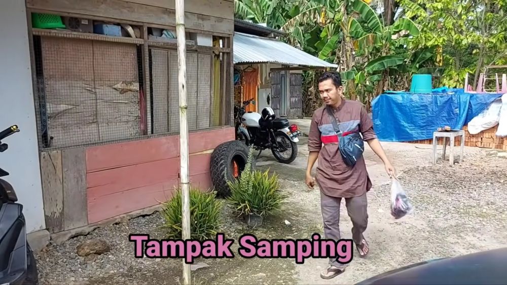 Dari luar berdindingkan triplek, 8 potret rumah beratap seng ini punya kamar bak hotel bintang lima