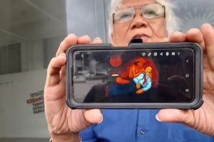 Pameran tunggal Yos Suprapto ditunda, lukisan terlalu mengritik pemerintah atau masalah teknis?