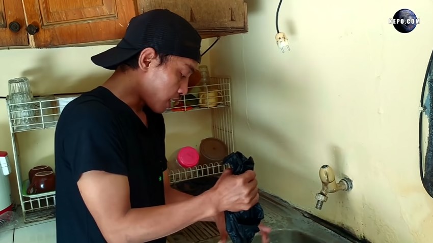 Cara agar wastafel mampet bisa lancar lagi dalam 3 menit, hanya dengan barang bekas