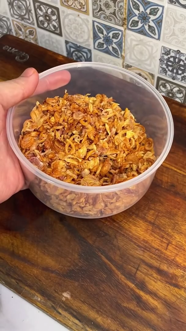 Pakai cara ini, bawang goreng bisa semakin renyah dan tak berminyak hingga berbulan-bulan