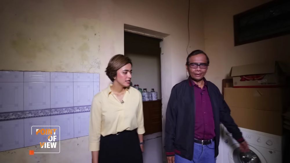 Jadul dan sederhana, intip 7 potret dapur rumah Mahfud MD di Jogja, tumpukan rantang bikin salfok