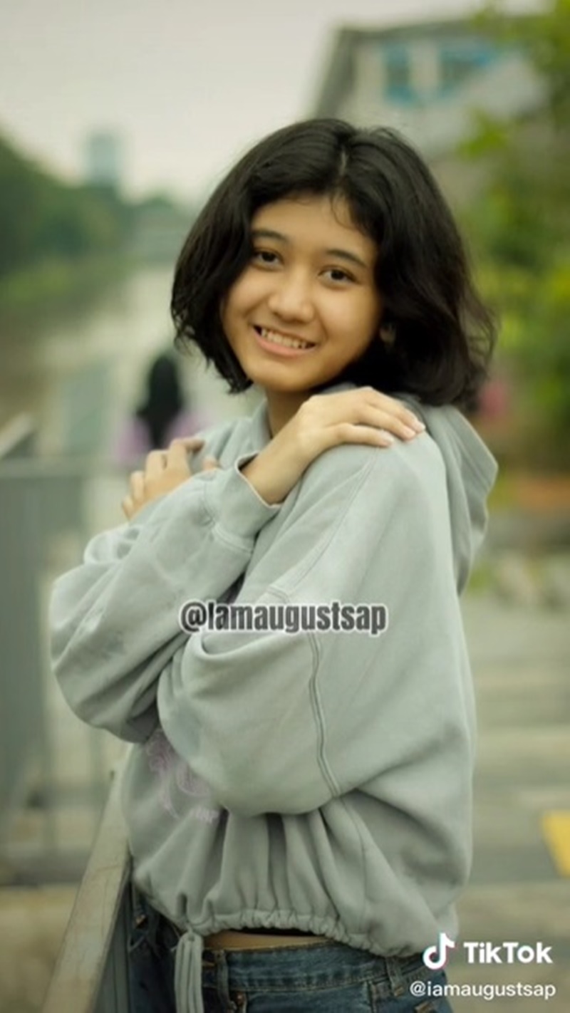 Kini kerap dandan ala gadis anime, ini 8 transformasi Amel ‘kembaran’ Nike Ardilla dari awal viral