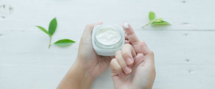 11 Skincare vegan mencerahkan wajah merek lokal di bawah Rp 150 ribu, cocok untuk kulit sensitif