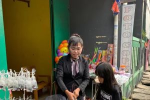 Tak terima jual kesedihan Pak Tarno demi donasi, istri muda ungkap kondisi miris suaminya