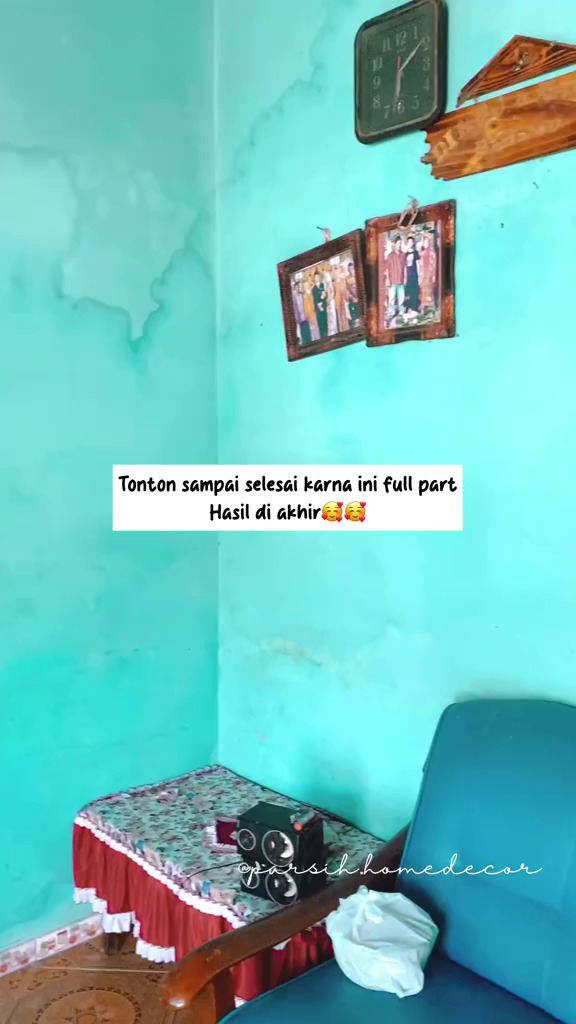 Rumah mertua di-makeover cuma ganti cat hasilnya jadi beda 180 derajat, ini 9 potretnya estetik pol