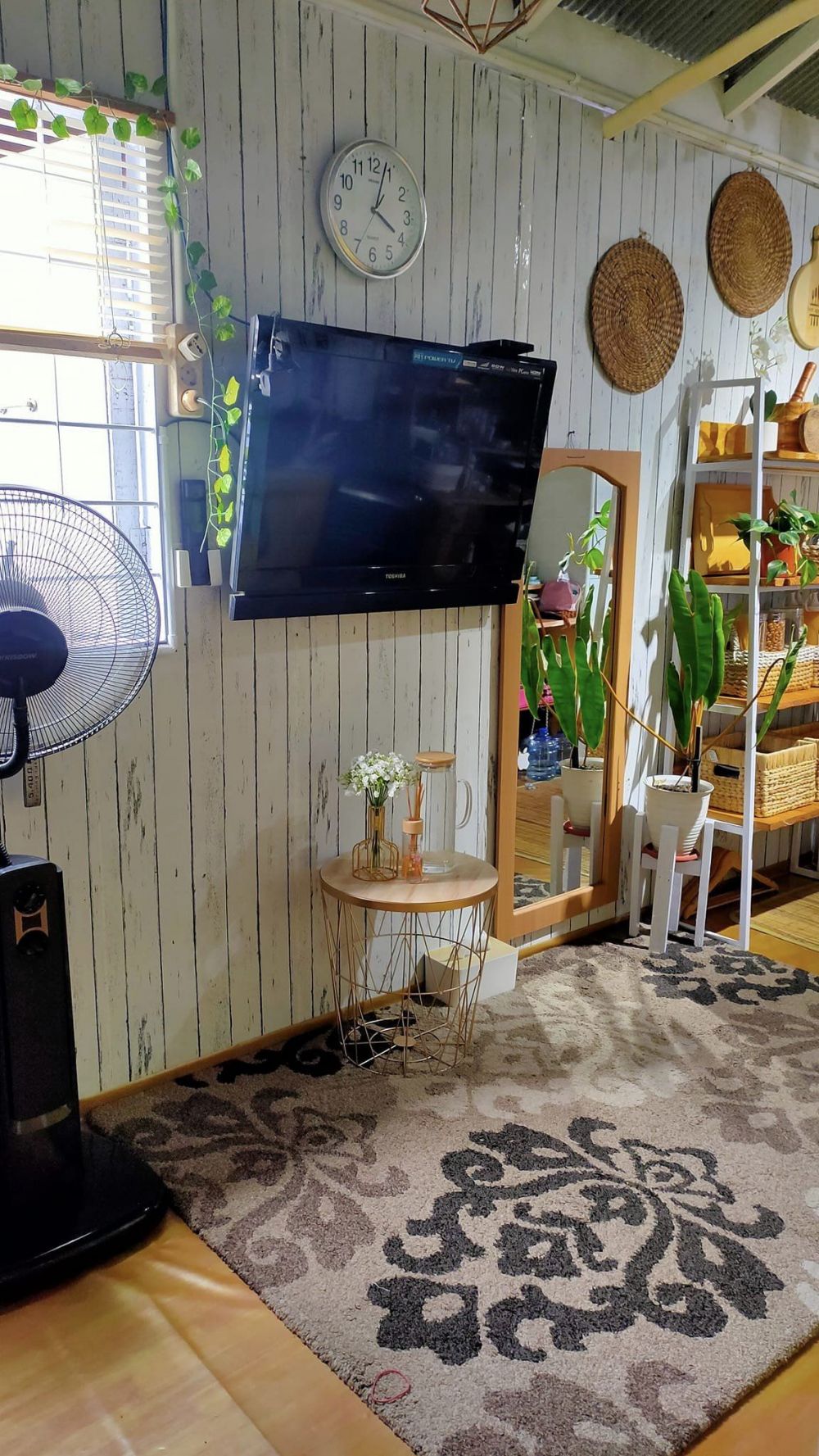 9 Potret dapur kayu-seng bergaya klasik ini desainnya kece abis, definisi mewah tak harus mahal