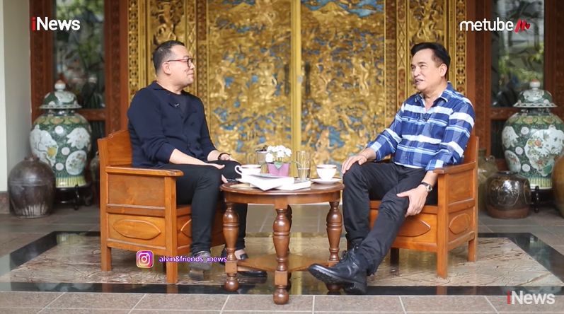 Banyak pajangan patung, intip 9 potret rumah Yusril Ihza Mahendra, unik bak kastil China