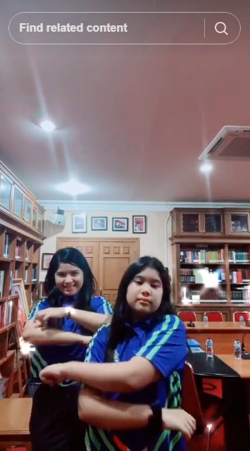 Beda 27 tahun tapi nggak kalah gaul dari anak, ini 9 momen Annisa Pohan kompak TikTok-an bareng Almira