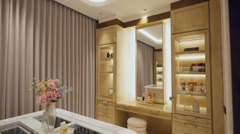 Berasa liburan setiap hari, intip 11 potret kamar tidur Citra Kirana, desainnya mirip resort bintang 5