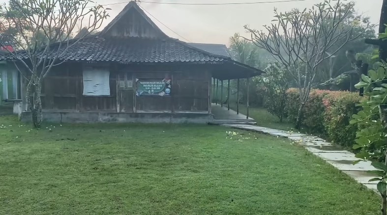 11 Potret rumah kakek Jokowi di Boyolali diperkirakan berusia satu abad, sederhana berdinding kayu