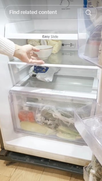 Tak perlu cuka, ini trik hilangkan bau tak sedap di kulkas dengan 3 bahan dapur