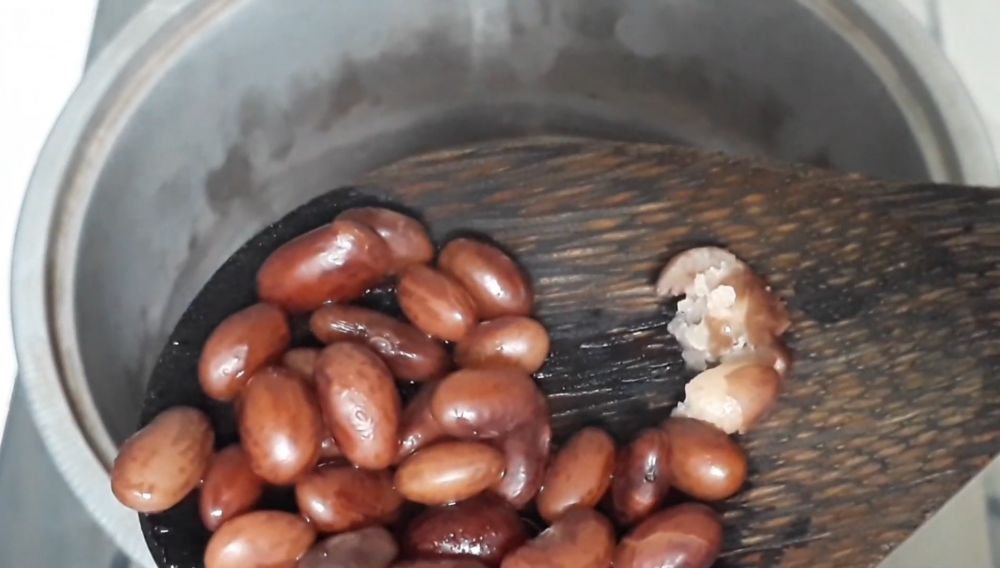 Cara cepat merebus kacang merah tanpa direndam semalaman, empuk dengan satu bahan dapur