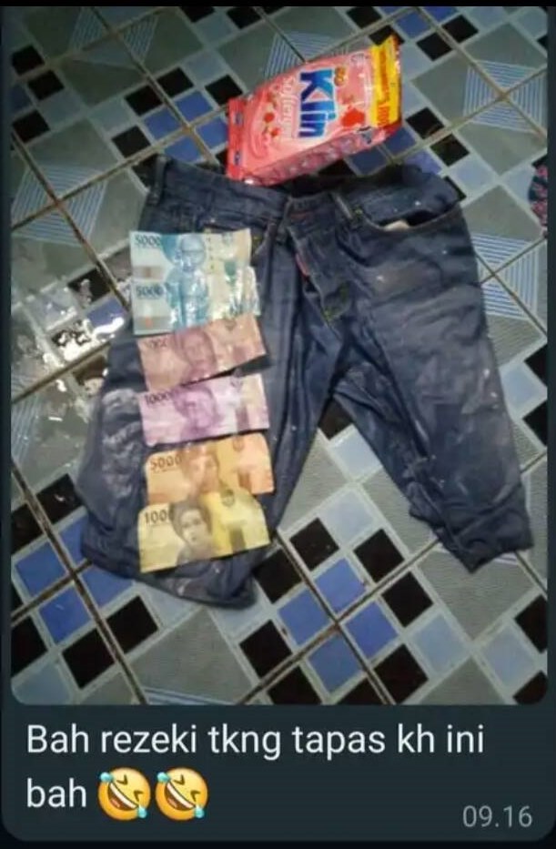 Serasa dapat kejutan tak terduga, 11 potret kocak dapat rezeki nomplok ini bikin nyengir seharian