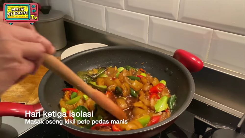 10 Potret dapur kotor Maia Estianty, tak kalah mewah dan canggih ketimbang dapur bersih