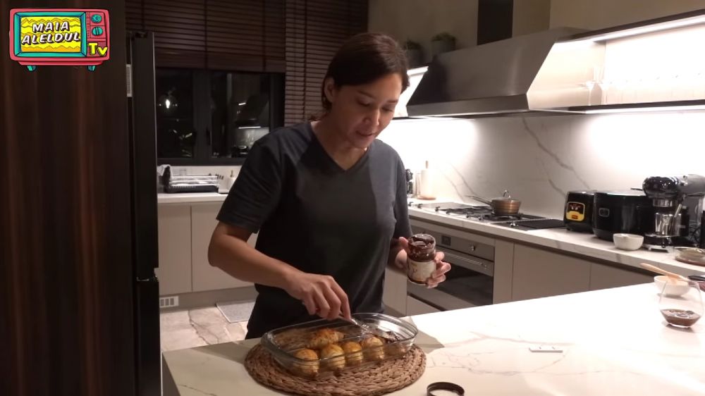 10 Potret dapur kotor Maia Estianty, tak kalah mewah dan canggih ketimbang dapur bersih