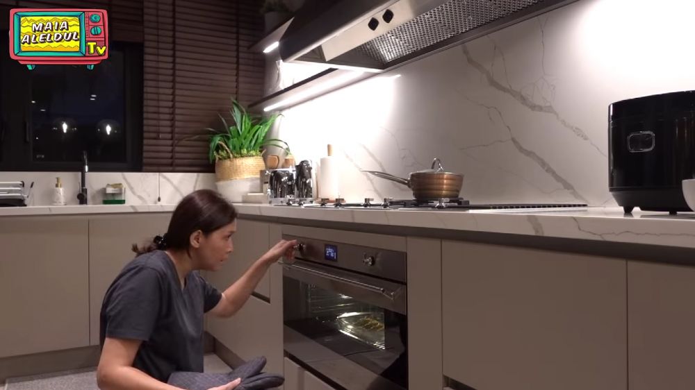 10 Potret dapur kotor Maia Estianty, tak kalah mewah dan canggih ketimbang dapur bersih