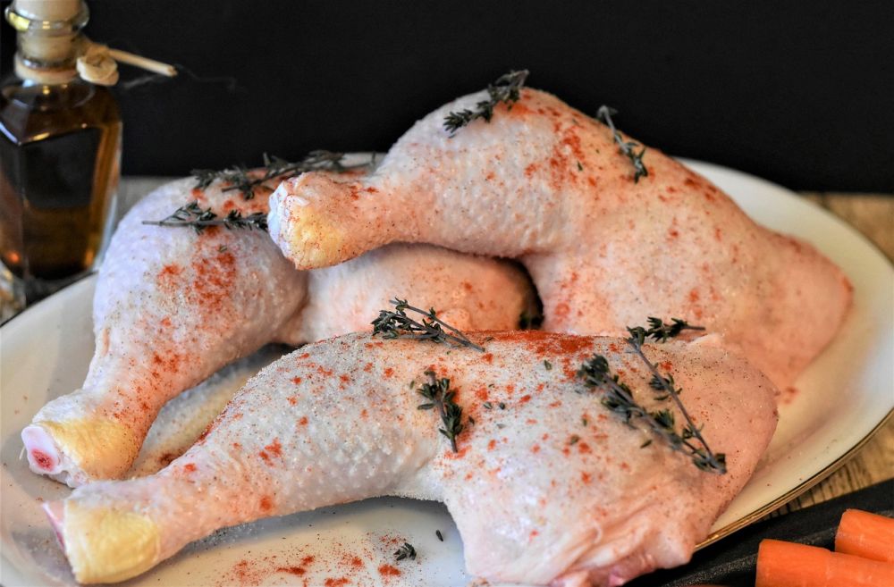 Waktu marinasi yang tepat untuk daging sapi, ayam, dan ikan agar kaya rasa dan tidak hancur