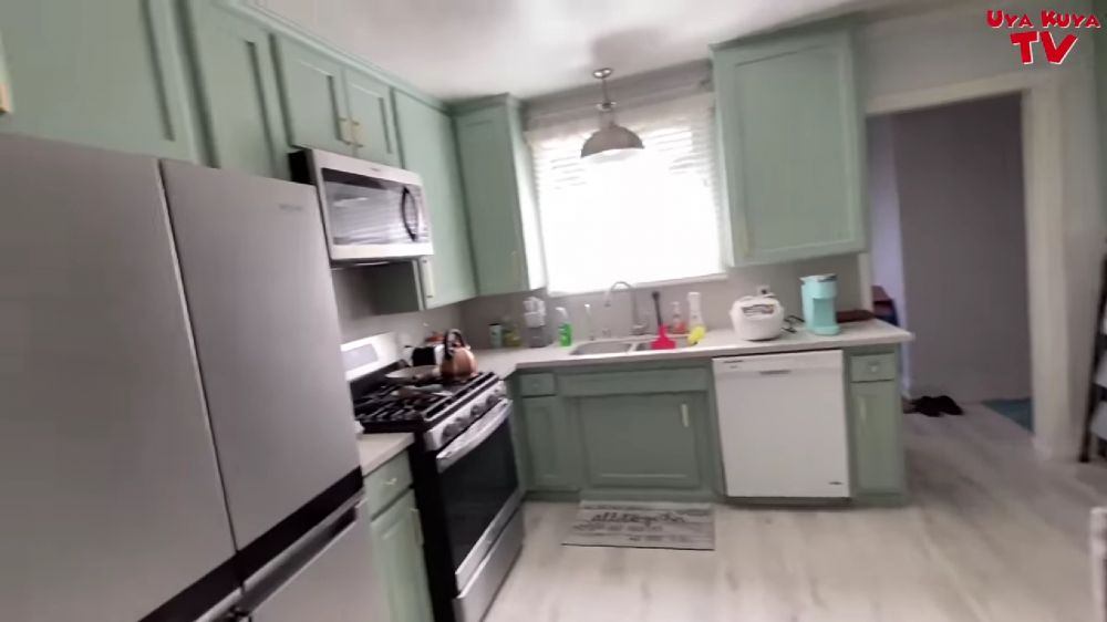 Rumah di Amerika ternyata kredit 30 tahun, 9 potret interior dapur Uya Kuya kabinetnya dari Indonesia