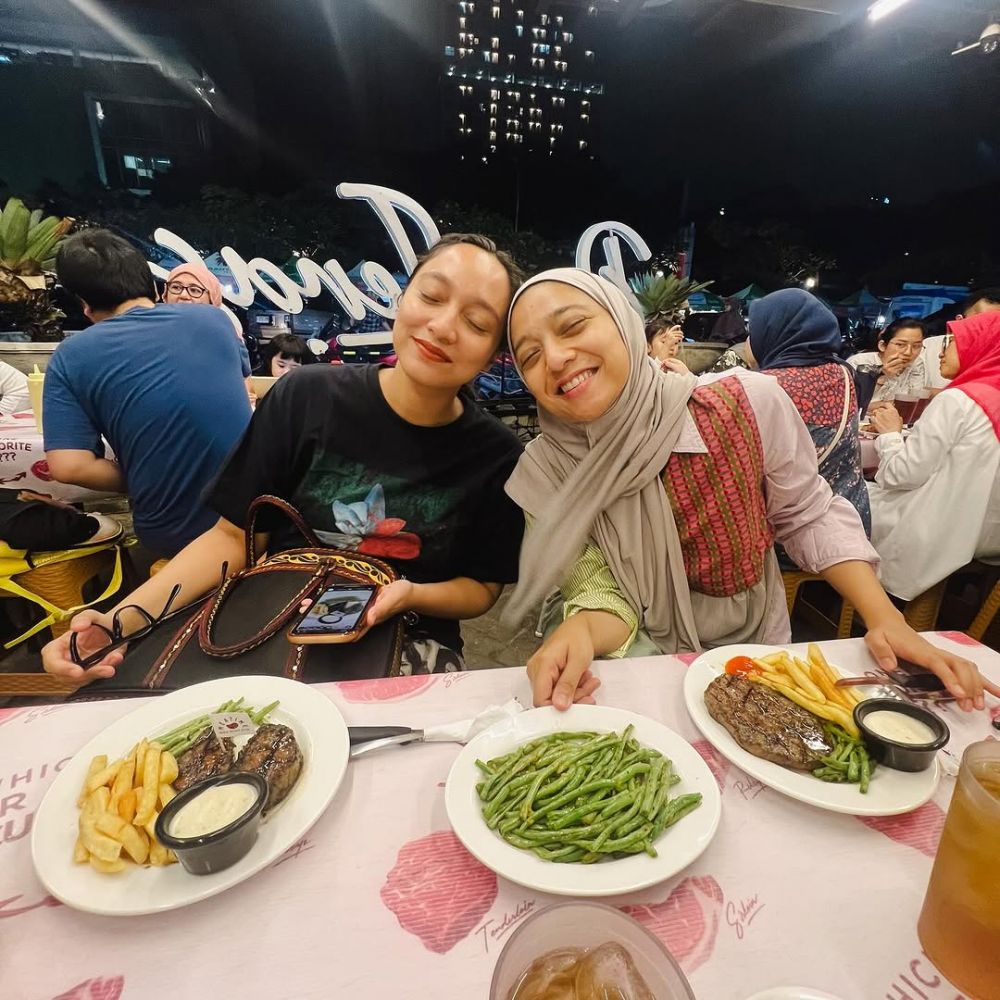 Ikang Fawzi ditanya anak bungsu 'malu nggak usia dewasa tapi belum nikah', jawabannya bikin mewek