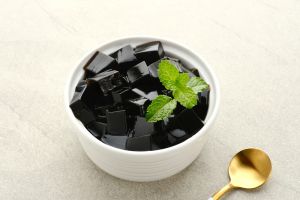 5 Cara menyimpan cincau agar tidak mudah berair dan berubah tekstur