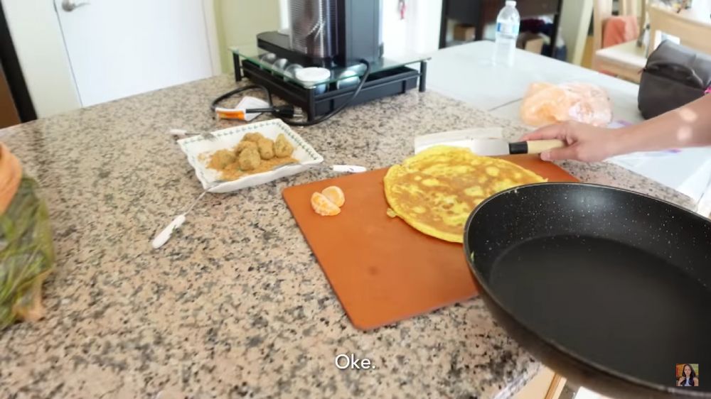 Mertua Maudy Ayunda punya rumah di Amerika Serikat, 9 potret dapurnya yang mewah tapi jadul