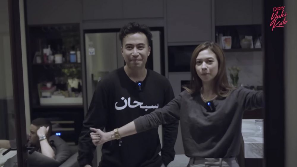 Ada kitchen island serbaguna, intip 9 potret dapur Vidi Aldiano di rumah minimalis tapi nggak sumpek