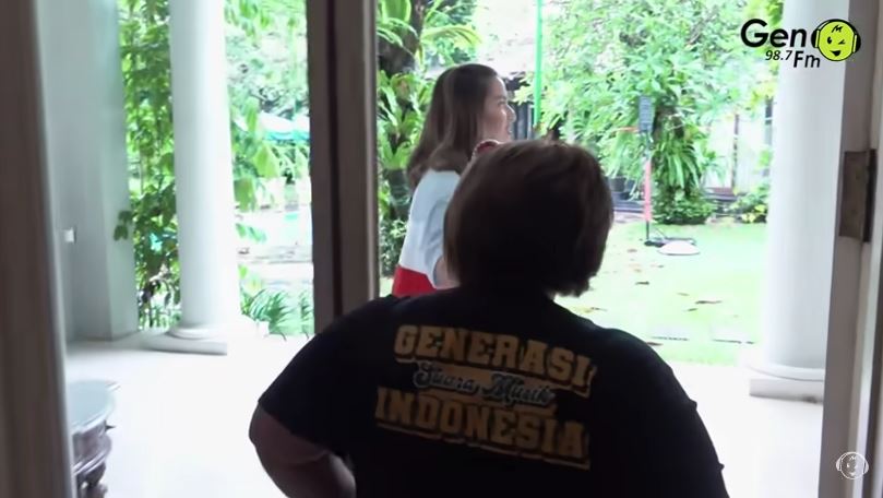 Menikah dengan pengusaha punya rumah Rp 200M, 8 potret dapur bersih Nia Ramadhani ini bergaya klasik