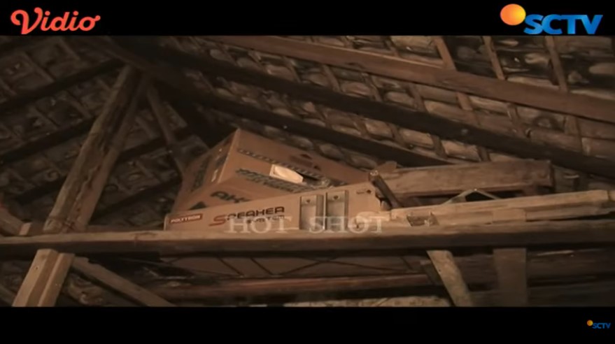 Dari dinding gedek bambu kini sukses bangun rumah mewah, 11 transformasi hunian Danang DA di kampung