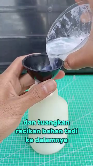 Pintu kayu jadi awet puluhan tahun, ini trik merawatnya supaya tidak keropos dimakan rayap
