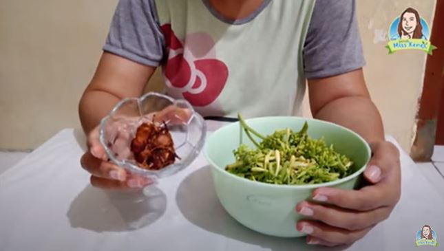 Trik mudah hilangkan rasa pahit bunga pepaya dengan satu bahan dapur