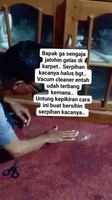 Tak perlu vacum cleaner, ini trik aman bersihkan serpihan kaca halus di karpet tanpa dijemur