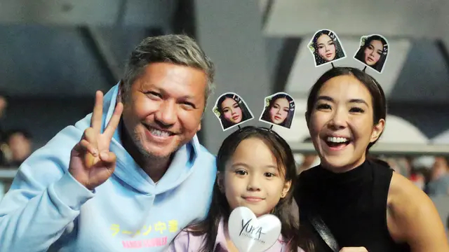 Keinginan punya HP akhirnya keturutan, ini momen bahagia Gempita terima kado istimewa dari orangtuanya