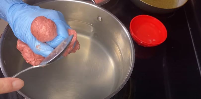 Trik membuat bakso sapi kenyal dan garing tanpa pakai tepung