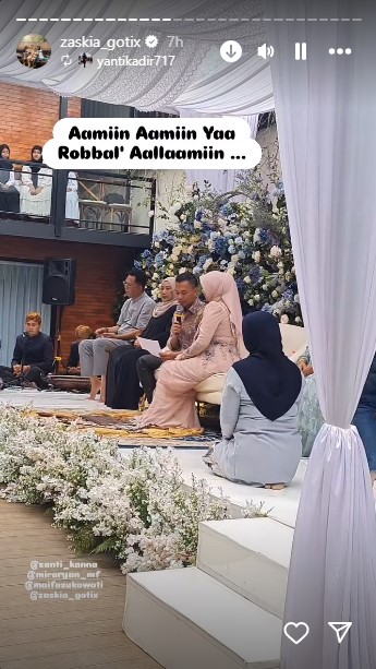 Diam-diam hamil anak ketiga, ini 9 momen Zaskia Gotik gelar tasyakuran 7 bulanan bikin netizen syok