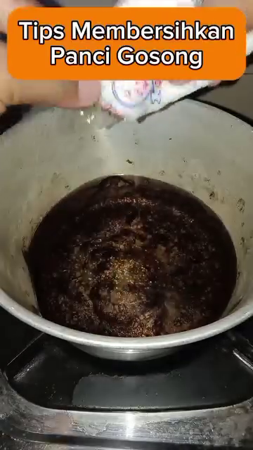 Tanpa racikan bahan apapun, ini trik mengatasi panci gosong mengering dan berkerak dalam 5 menit