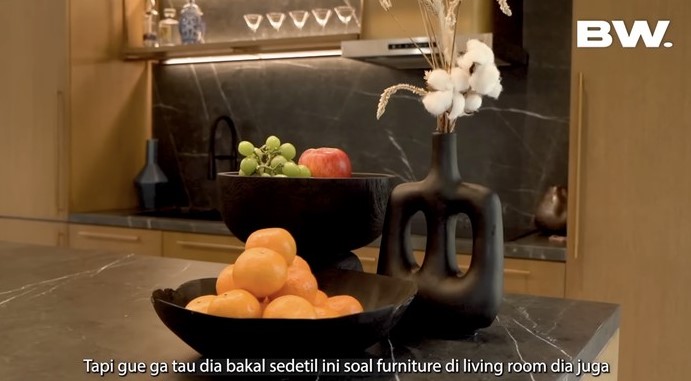 9 Potret dapur rumah Boy William seharga Rp 30 M, bak di film Twilight menyatu dengan ruang tamu