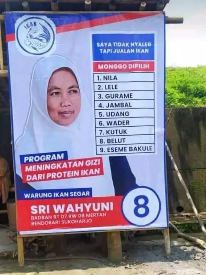 Hidup lagi capek-capeknya malah ketemu 11 tulisan lucu ini di warung, fix jebolan S3 marketing