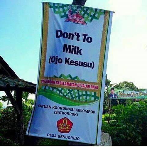 11 Potret tulisan lucu di spanduk kampung ini mau ketawa tapi takut dosa, isinya nyeleneh semua