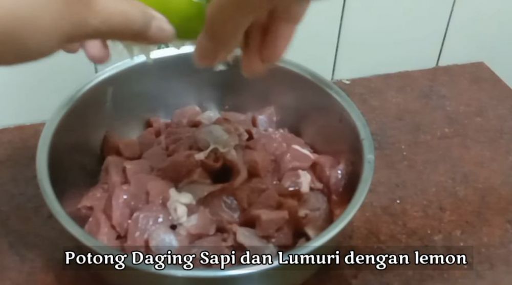 Cara merebus daging agar empuk dalam 15 menit tanpa presto, cukup tambah 2 bahan dapur