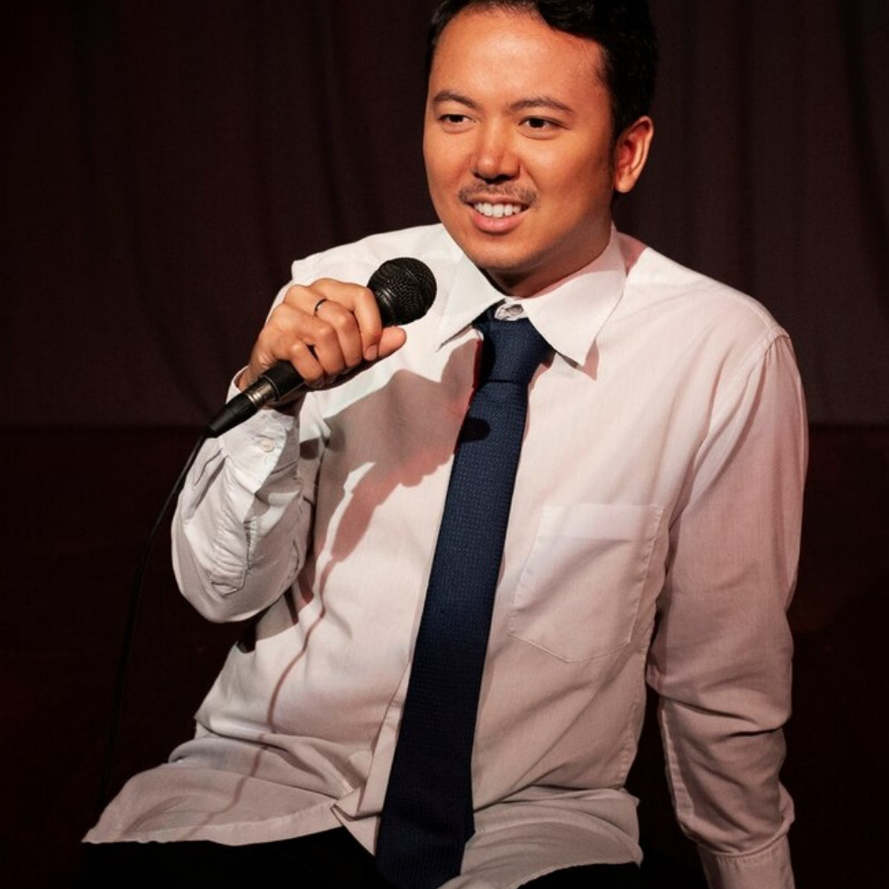 Tips cerdas menyusun teks MC untuk semua jenis acara, lengkap dengan contohnya