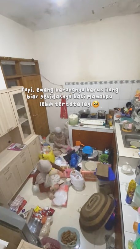 Emak-emak punya dapur jadul penuh barang, 11 potret makeover-nya sederhana tapi hangat