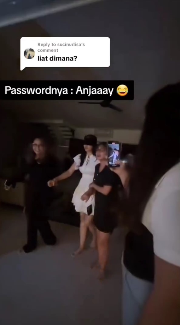 Dulu pernah gagal menikah, ini 9 momen bahagia Ochi Rosdiana dilamar pacar barunya Aldi Muchtar