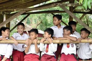 Apa isi Surat Edaran Libur Ramadan 2025? Cek tanggal libur dan masuk sekolah