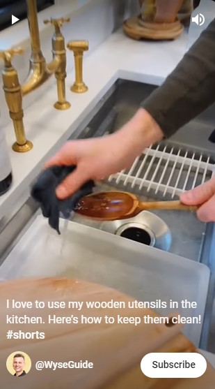 Trik ampuh bersihkan spatula agar tak bau dan berjamur, mudah pakai 2 bahan dapur