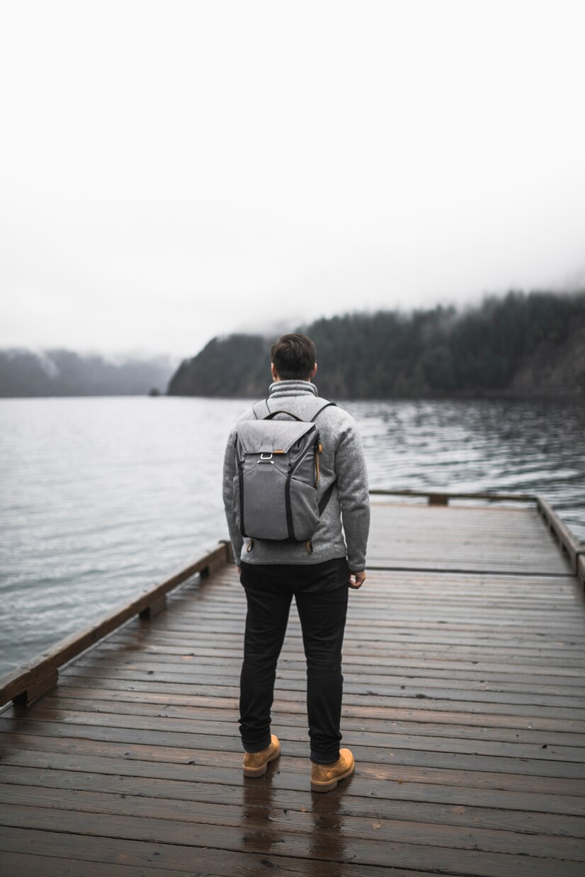 50 Kata-kata anak rantau, penuh perjuangan dan bikin hati teriris