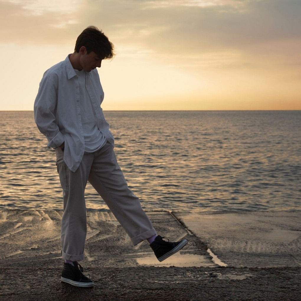 50 Kata-kata anak rantau, penuh perjuangan dan bikin hati teriris