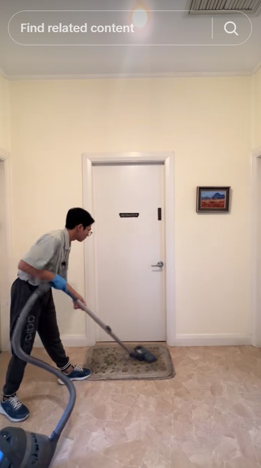 Tak betah dengan lingkungan PNS, pria ini resign usai 2 tahun kerja, kini jadi cleaning service