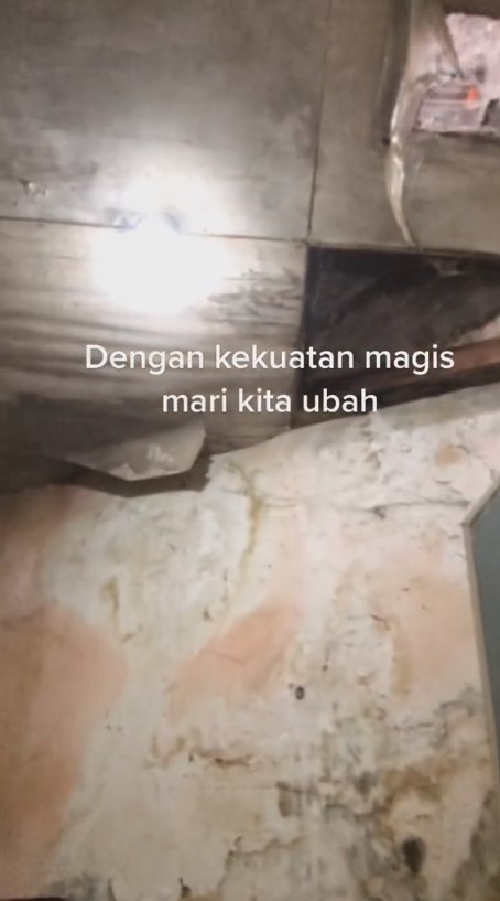 Kamar mandi tua dimakeover jadi WC duduk, 9 potretnya ini ramah lansia bikin takjub