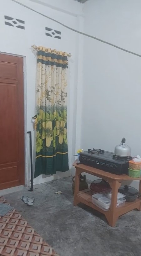 Dari jadul jadi elegan pol, intip 9 potret dapur mungil mertua dimakeover menantu idaman pakai kitchen