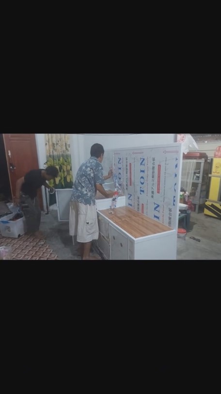 Dari jadul jadi elegan pol, intip 9 potret dapur mungil mertua dimakeover menantu idaman pakai kitchen